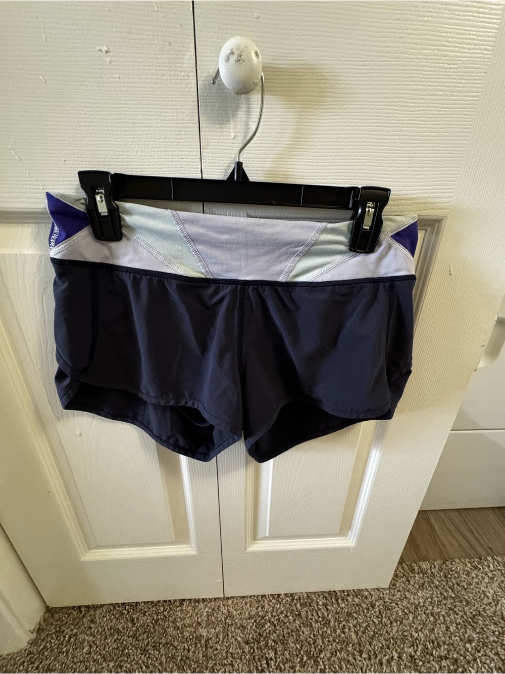Lululemon Size 6 Women's Navy Athletic Shorts with Heathered Waistband